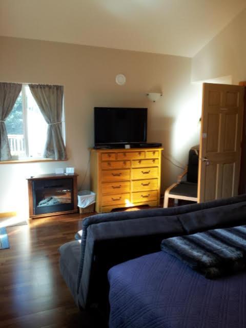 Glacier Creek Lodging Seward Habitación foto